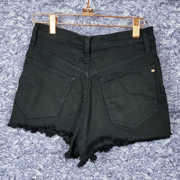 High-Rise Black Shorts - Picture 2 of 6